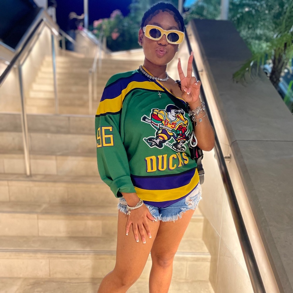 Meet your Posher, Alicia